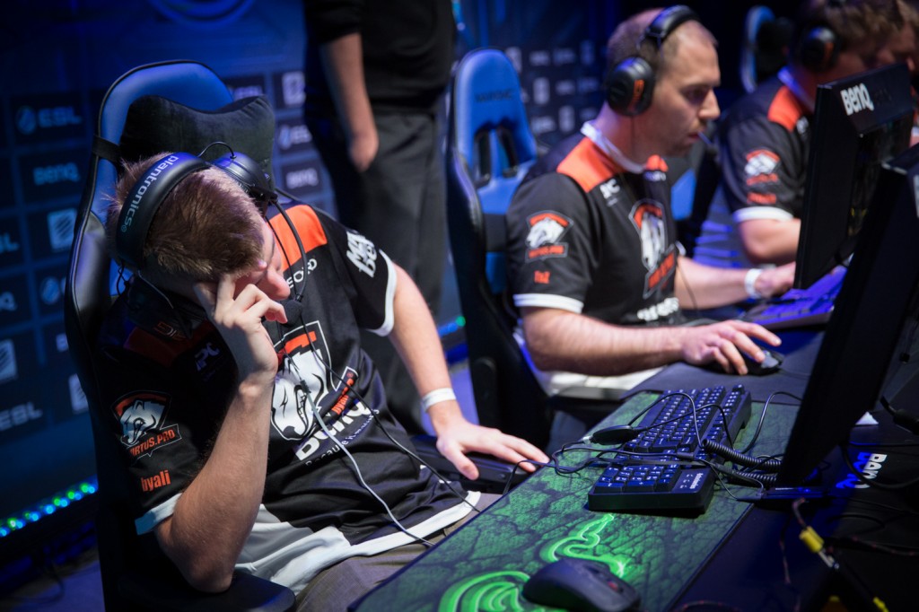 Virtus.pro получат шанс отомстить NiP за поражение на ESL One Cologne