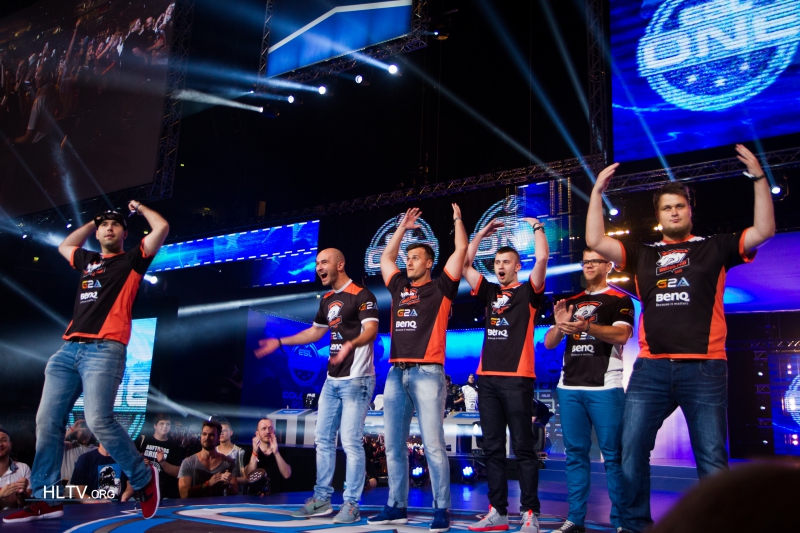 VP уже остановили NiP. На очереди fnatic?