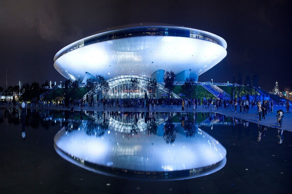 Mercedes-Benz.Arena_.original.49111