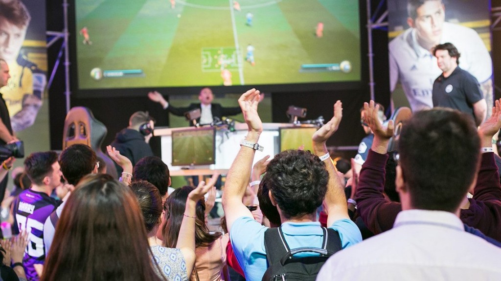 competitive-gaming-division-fifa-ea-play-2017-ea-blog-image-eapl.jpg.adapt.crop16x9.1455w